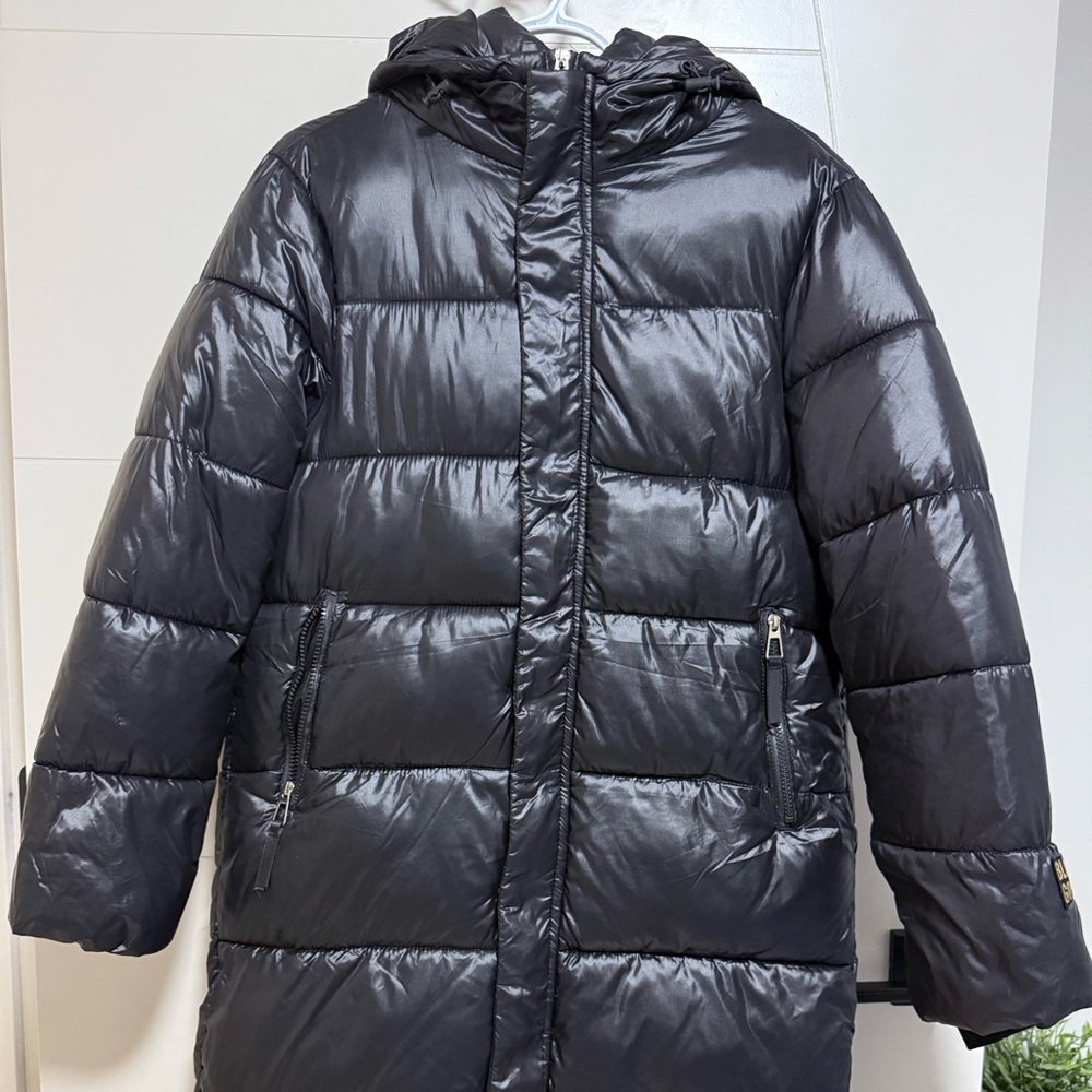 Womens Brand new black puffer jacket